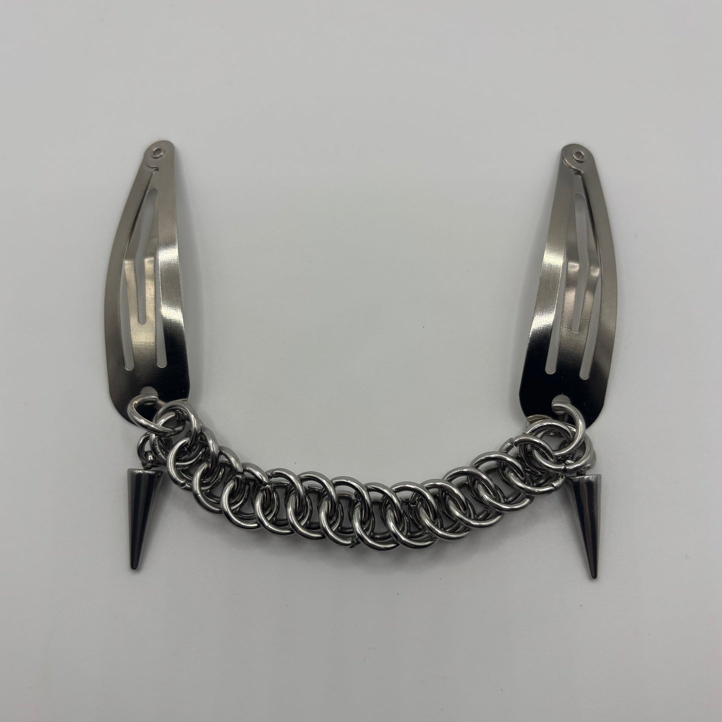 FANGS - chainmail hair clips