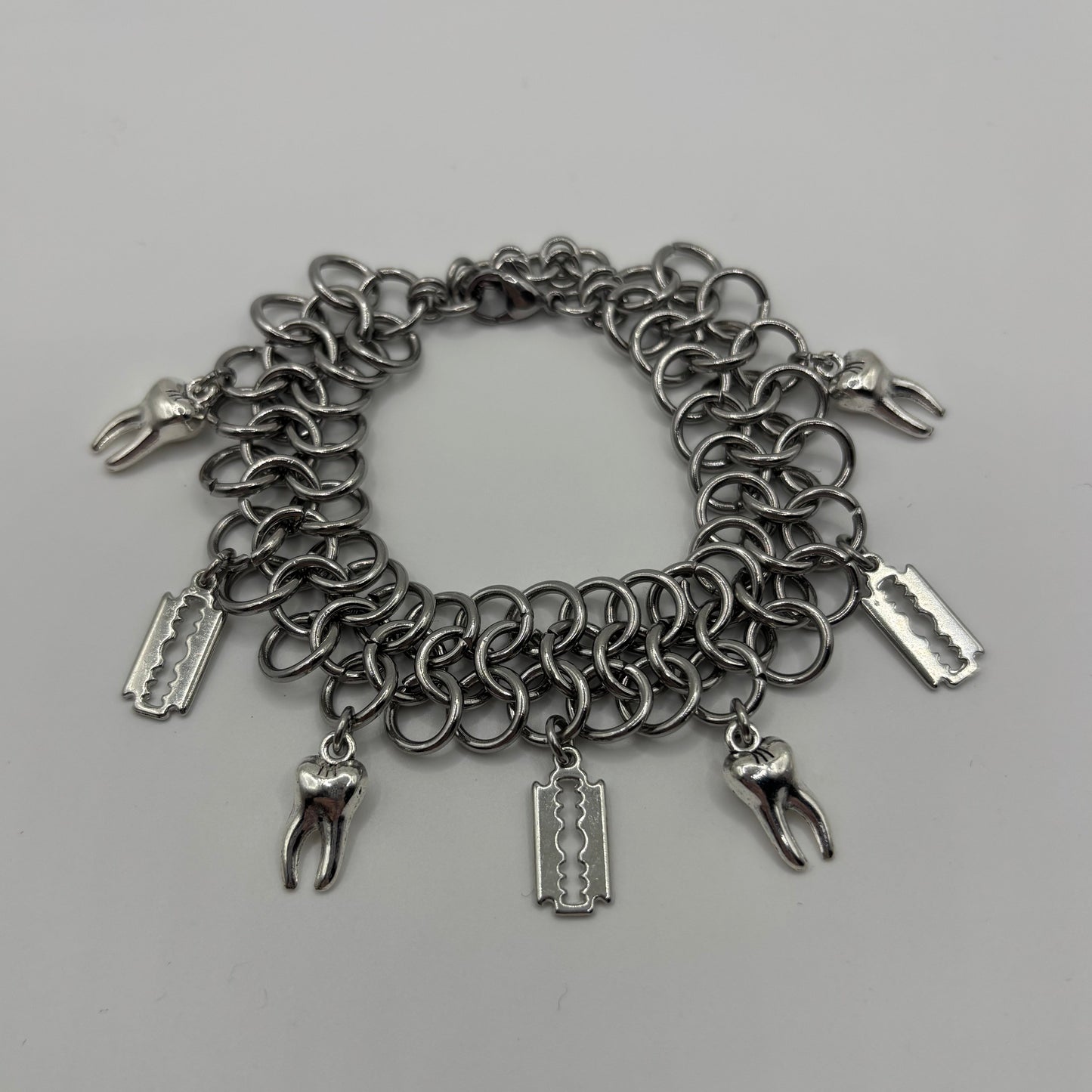 RAZOR SHARP - chainmail bracelet