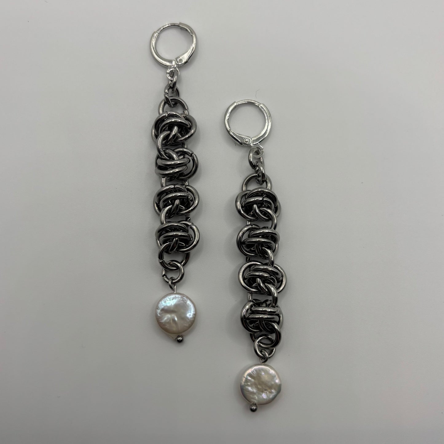TWISTED - chainmail earrings