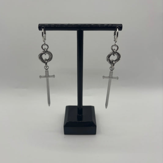 BLYTHE - chainmail earrings