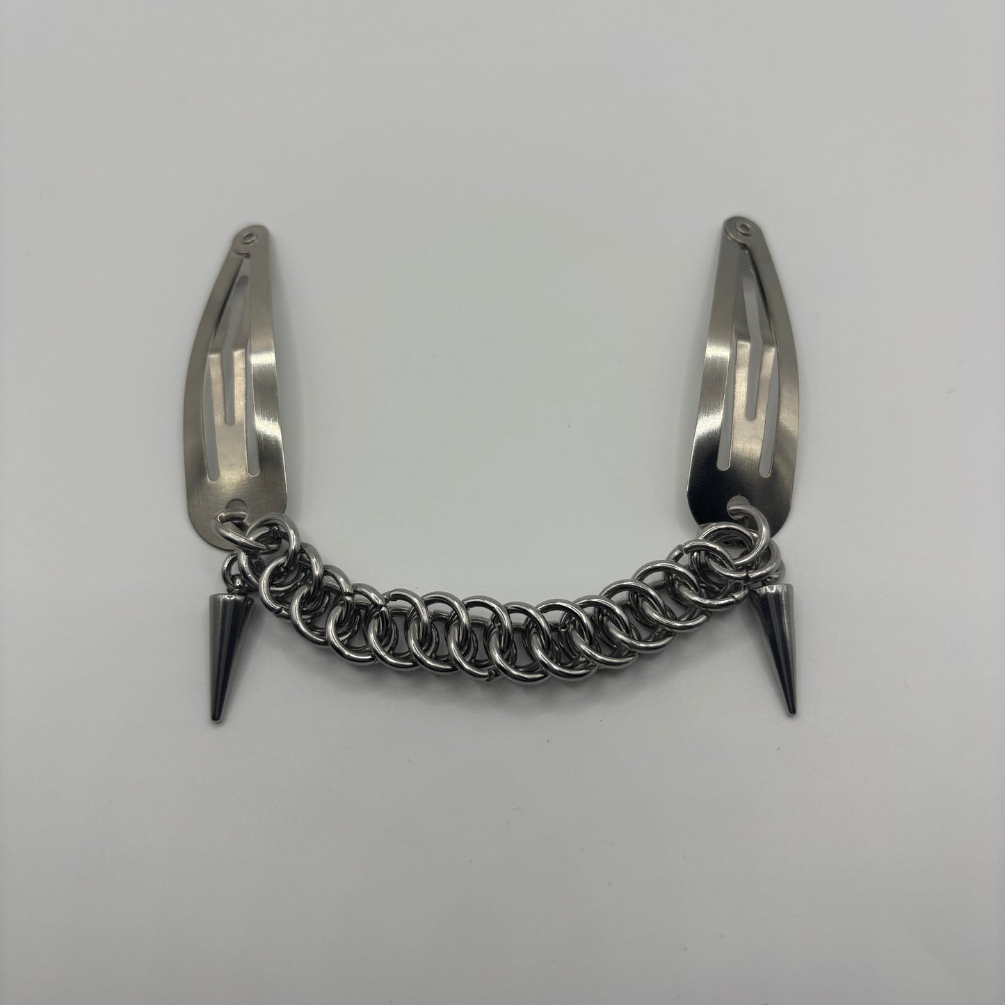 FANGS - chainmail hair clips