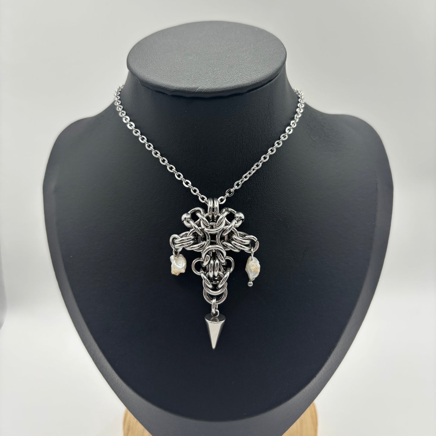 WORSHIP - chainmail necklace