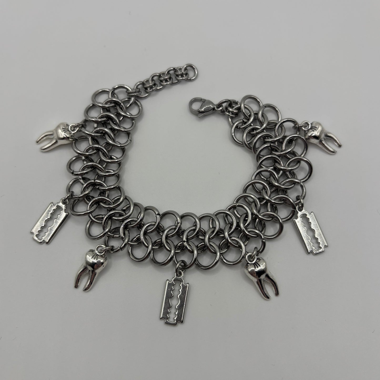 RAZOR SHARP - chainmail bracelet