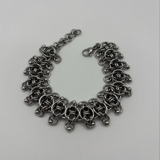 EQUINOX - chainmail bracelet